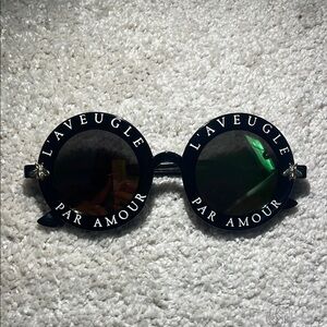 L'Aveugle Par Amour Round Sunglasses